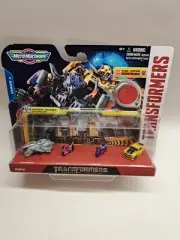Micro Machines Transformers Series 1 #04 Megatron Bumblebee Smoke Free .Retired