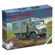 ICM 35136 Plastic model truck Scale 1:35 Unimog S 404 with box body kits models
