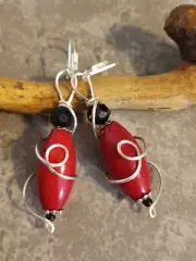 UNIQUE CHERRY RED LUCITE BEAD/BLACK GLASS/SILVER ACCENT AND WIRE WRAP EARRINGS