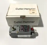 Eaton Cutler-Hammer E50ALR1P5 / E50SAL / E50RAP5 Heavy Duty Limit Switch *NIB*