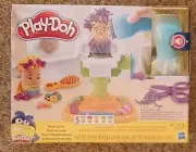 Play-Doh Buzz 'n Cut Fuzzy Pumper Barber Shop Set