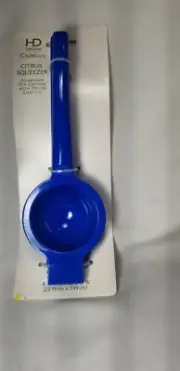 HD DESIGNS OUTDOORS CITRUS SQUEEZER BLUE 9X3"