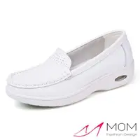 在飛比找ETMall東森購物網優惠-【MOM】護士鞋 真皮護士鞋/全真皮舒適素面白色防滑氣墊機能
