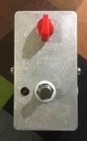 Brian May Treble Boost pedal clone - Chicago Stompworks