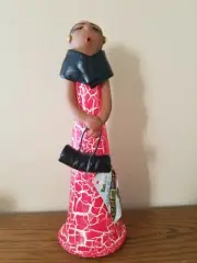 Vtg Brazilian Natural Clay Figurine "Maos Do Brazil," Stamped Luciene On Bottom