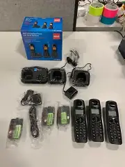 RCA 2102-3BKGA Dect 6.0, 3-Handset Landline Telephone