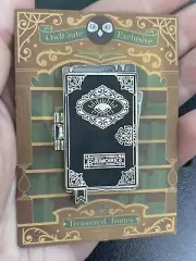 Owlcrate - Sorcery Of Thorns - Treasures Tomes - Enamel Pin - 4 of 12