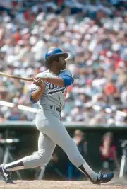 Reggie Jackson of the New York Yankees Baseball 1980 Photo 9