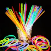 500Pcs Glow Sticks Bracelet Necklaces Bulk Glow in The Dark Party Supplies 8in