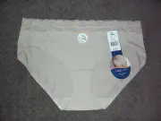 Playtex: Secrets Size: 16. No Slip Legline, Nude/Lace Waistband, Hipster Brief