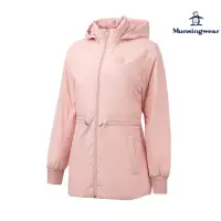 在飛比找momo購物網優惠-【Munsingwear】企鵝牌 女款粉色修腰連帽羽絨外套 