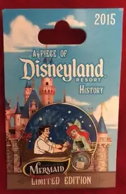 Disney Piece of History 2015 Pin ARIEL ERIC KISS GIRL Little Mermaid POH LE 2000