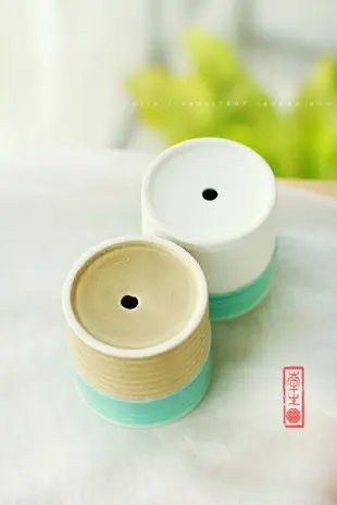 韓式ZAKKA多肉花盆 線條圓柱形 白色搭配流釉花盆花器