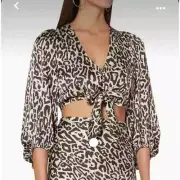 NWT Shona Joy Isabella Leopard Print Cropped Tie Front Top - size 10