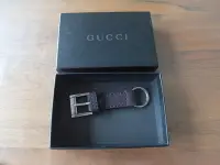 在飛比找Yahoo!奇摩拍賣優惠-GUCCI 咖啡色真皮鑰匙圈