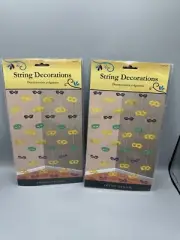 Mardi Gras A Night In Disguise Mask 7’ String Decoration Set Of 2 NIP