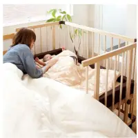 在飛比找蝦皮購物優惠-二手【farska】親子共寢多功能嬰兒床-大床 可輕鬆對接大