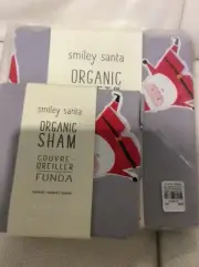 West Elm & Pottery Barn Kids Smiley Santa Organic Twin Duvet & Sham Christmas