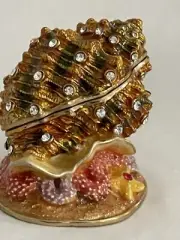Ciel Collectables Conch Shell Trinket Box. Handmade with Swarovski Crystals.