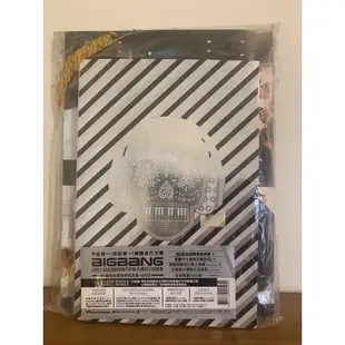 BIGBANG 2011 BIGSHOW 演唱會幕後紀實寫真集+DVD 含海報
