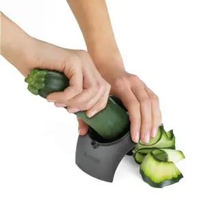 【Triangle 三角牌】德國 螺旋刨片器 輕鬆切割6公分寬的蔬菜(刨片器 刨片刀 刨片 螺旋)