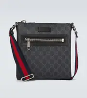 Gucci GG Supreme messenger bag