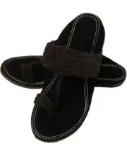 Step into Cozy Comfort: Discover Our Luxurious Unisex Slipper