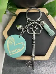 4.5" Silver-Tone Mama Wood Pendant Skeleton Key Keychain New Free Ship B3232