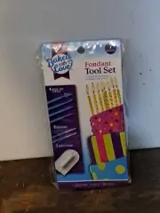 BAKED WITH LOVE NEW 7 Piece FONDANT TOOL SET