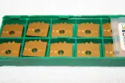 CARBIDE THREADING INSERTS