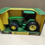 Ertl 1/16 John Deere 8210 Tractor Stock #15476 NIB