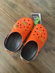 Crocs Kids Classic Clog Reeses Peanut Butter Cups Candy Collaboration J2 NEW