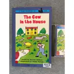 THE COW IN THE HOUSE的房子裡的牛 東西出版