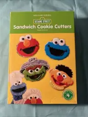 Williams Sonoma Sesame Street Cookie Cutters Sandwich Elmo Cookie Oscar New