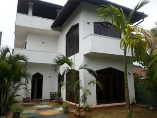 內貢博別墅Negombo Villa