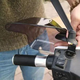 買一送一 摩托車把手擋風板電動車護手擋風罩踏板車護手罩防風罩通用風擋 陽光好物