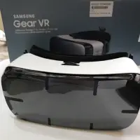 在飛比找蝦皮購物優惠-Samsung Gear VR頭戴式虛擬實境裝置