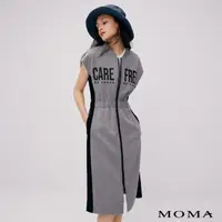 在飛比找momo購物網優惠-【MOMA】休閒太空棉字母拼接洋裝(灰色)
