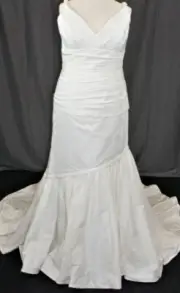 Kirstie Kelly, Sz 16 , Signature, Ivory, Flare,Plus Size Wedding Gown!