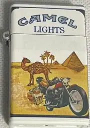 VINTAGE JOE CAMEL MOTORCYCLE IN DESERT “PACK LITE III” FLIP TOP LIGHTER MIB )4