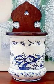 Antique "BLUE ONION" Pottery Wooden Lid Wall Canister Spice Storage Meissen Like