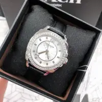 在飛比找Yahoo!奇摩拍賣優惠-COACH Boyfriend 水鑽圈 銀白色錶盤 黑色皮革