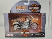 Maisto Harley Davidson 1984 FXST Softail Series 44 Motorcycle 1:18 Die-cast New