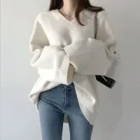 在飛比找momo購物網優惠-【D.studio】韓版V領寬鬆慵懶風針織毛衣(針織上衣長袖