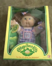 Cabbage Patch Doll In Original Box With Papers-Serenity Maribeth BOX DAMAGE Vint