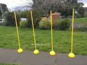 4 Agility Slalom Training Poles or 4 round Bases cross Yellow sport/dog train