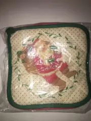 vintage Christmas Santa clause and mrs clause pot holder set of 2 new in pack