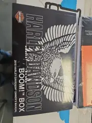 2018 Harley Boom Box Owners Manual 94000494 99464-17a