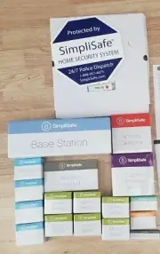 Simplisafe Wireless Home Security System Gen 2. 17 Pieces.