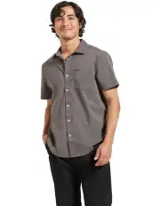 [Brixton] Charter Solid Wash Short Sleeve Woven Shirt in Charcoal